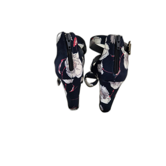 Just Fab Floral Platform Heels Woman 9 Buckle Zip Accent Open Toed - Picture 4 of 6
